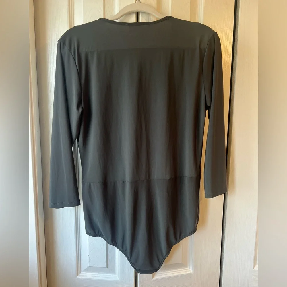 Caren sport women’s green army Long Sleeve Bodysuit with Lace Up Front size 1XL - Picture 4 of 10